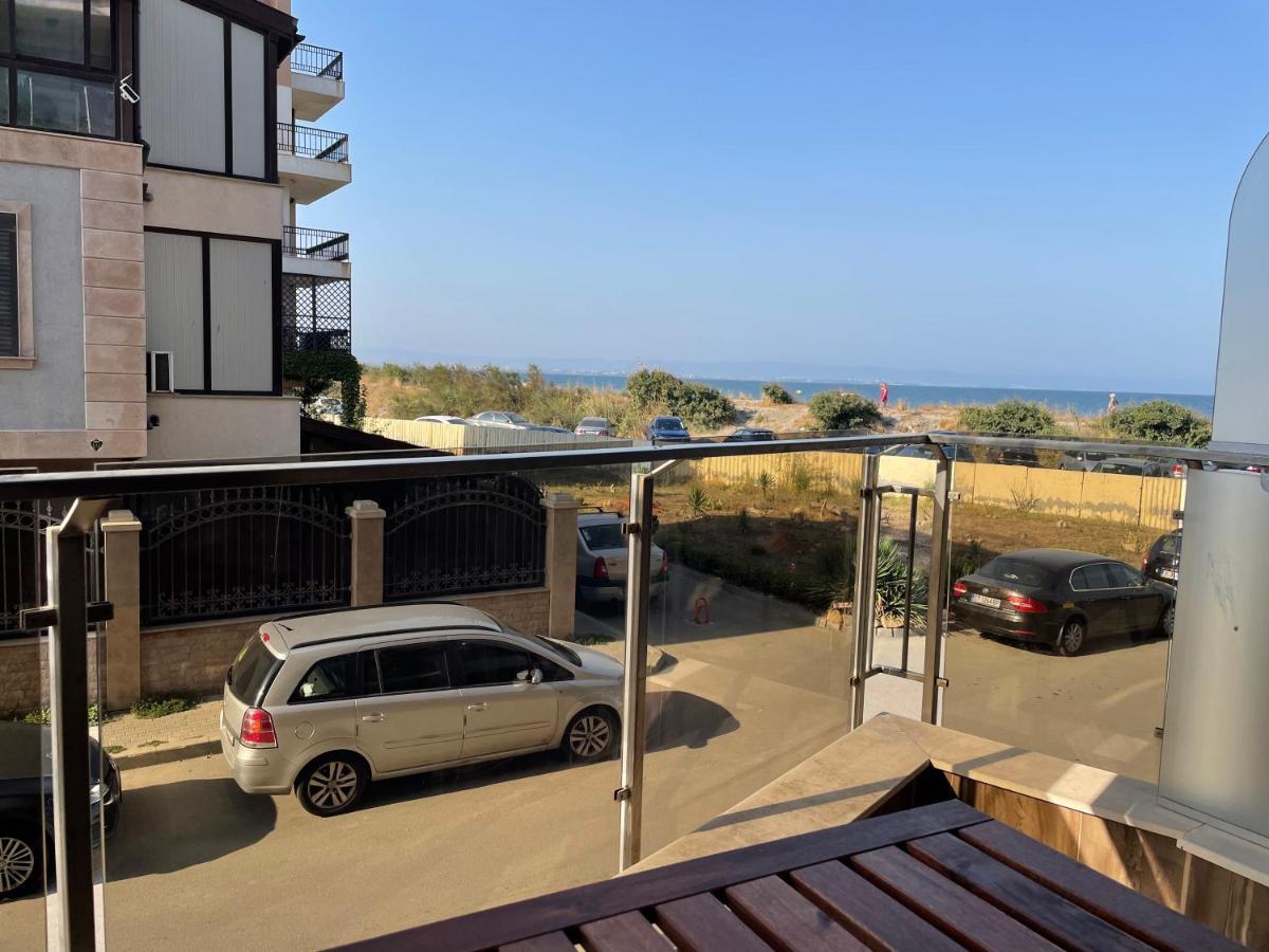 Apartment Perfect Поморіє Екстер'єр фото